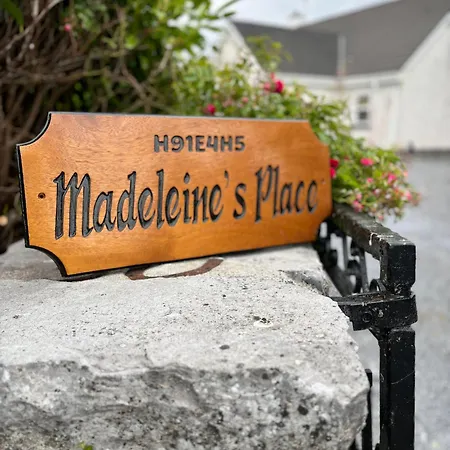 Holiday home Madeleines Place Galway